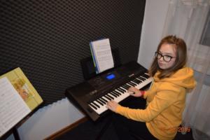 Nauka gry na keyboardzie Szkoła Muzyczna Effect we Wrześni 2019 1