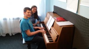 Lekcje gry na fortepianie Szkoła Muzyczna Effect Września 03