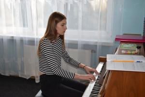 Lekcje gry na fortepianie Szkoła Muzyczna Effect Września 28